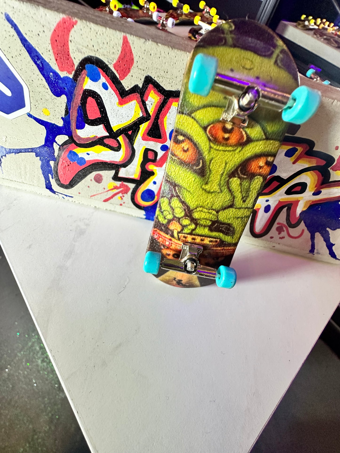 Alien Mini Skate Deck